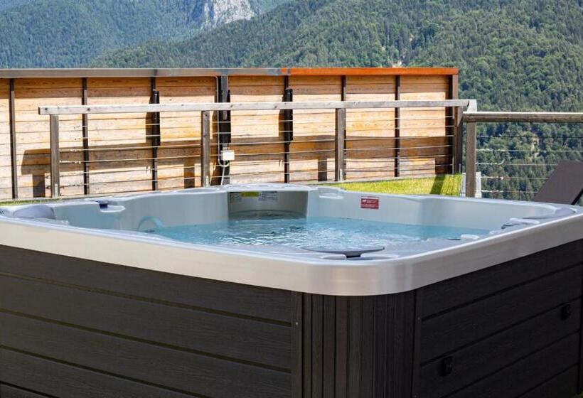 Люкс Повышенной Комфортности, Giallo Dolomiti Wellness