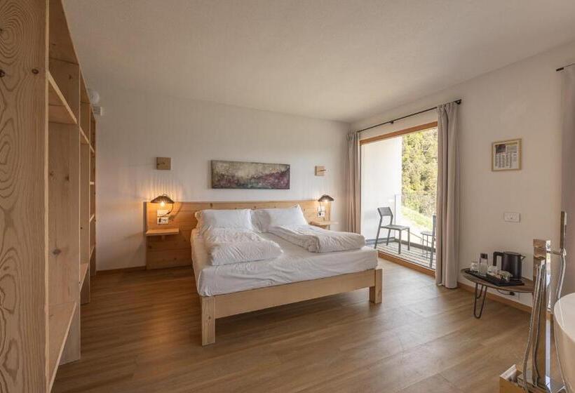 Полулюкс Одноместный с Террасой, Giallo Dolomiti Wellness
