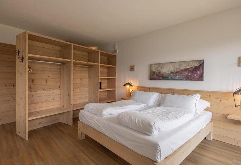Полулюкс Одноместный с Террасой, Giallo Dolomiti Wellness