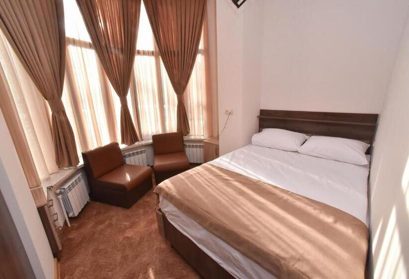 디럭스 룸, Good Hotel Yerevan