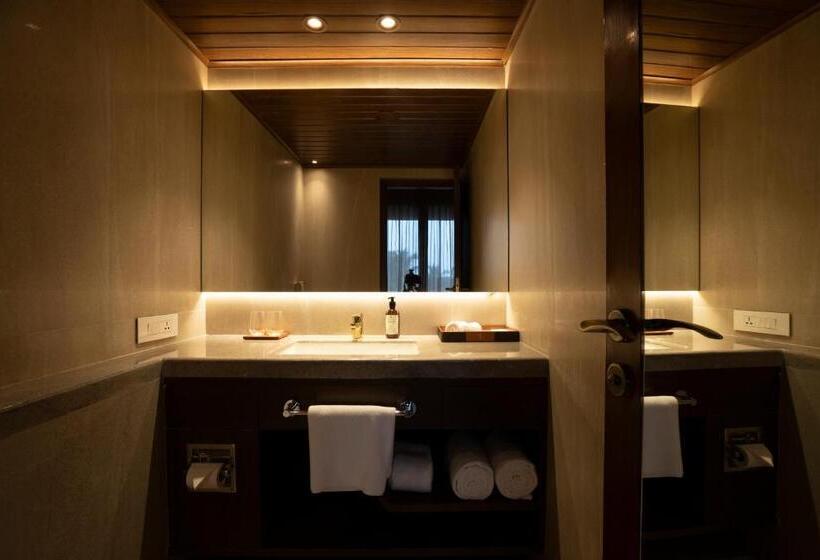 اتاق لوکس, Yu Hotel Candolim