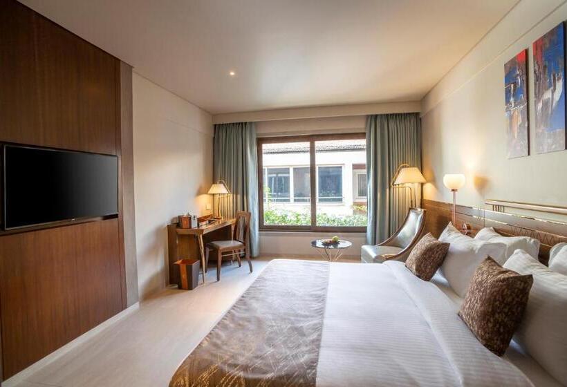 اتاق لوکس, Yu Hotel Candolim