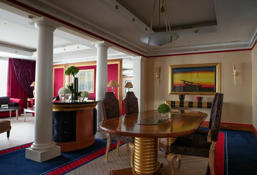 Люкс Семейный 2 Спальни, Jumeirah Burj Al Arab Dubai
