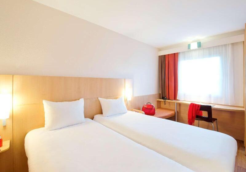 Номер Стандарт, Ibis Warszawa Ostrobramska