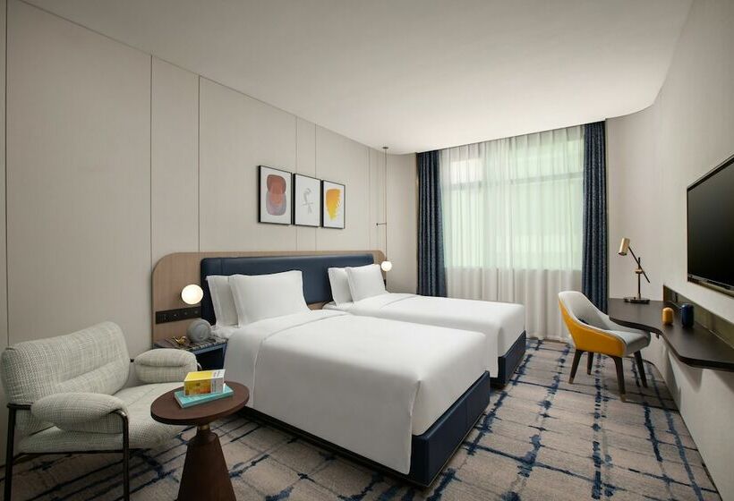 Номер Стандарт, Voco Wuhan Xinhua, An Ihg