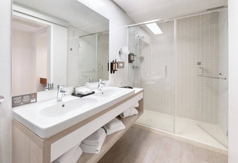 اتاق خانوادگی با چشم‌انداز باغ, Hotel Riu Gran Canaria - All Inclusive