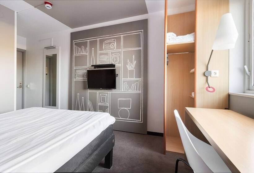 Номер Стандарт Двуспальная Кровать, Sure Hotel By Best Western Spånga