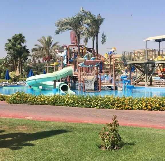 اتاق لوکس با تخت بزرگ, Mövenpick Hotel Cairo   Media City