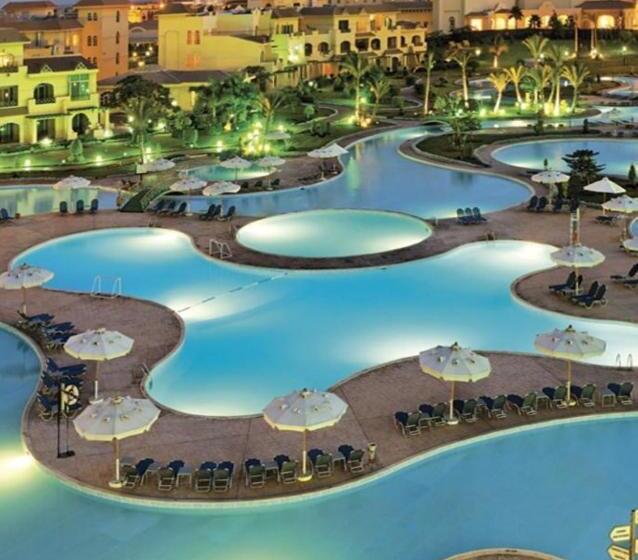 اتاق لوکس با چشم‌انداز باغ, Mövenpick Hotel Cairo   Media City