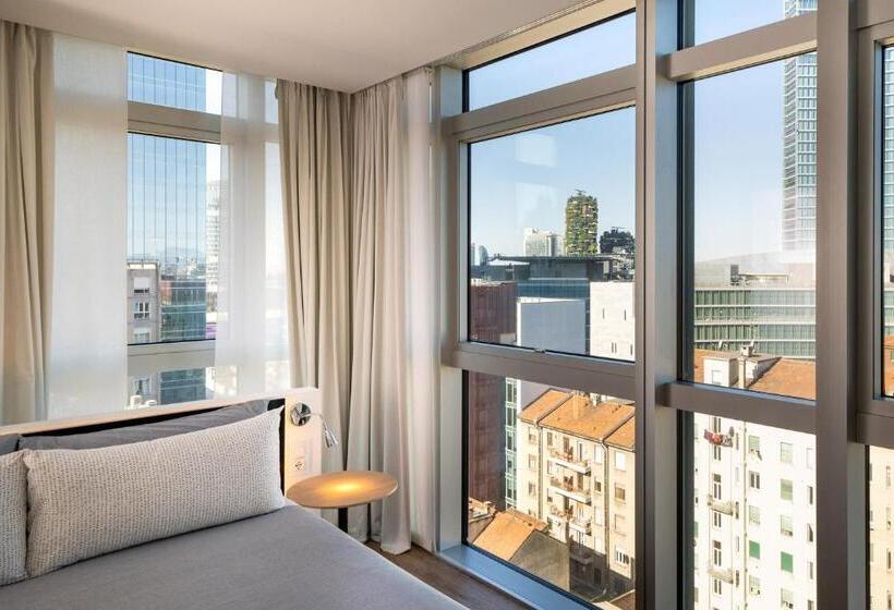 اتاق استاندارد با چشم‌انداز شهر, Innside By Meliá Milano Torre Galfa
