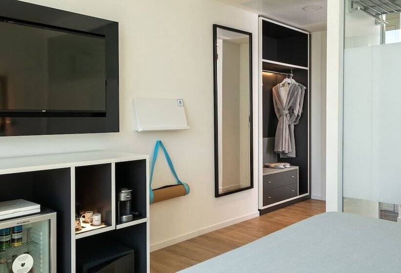 استودیوی استاندارد, Innside By Meliá Milano Torre Galfa