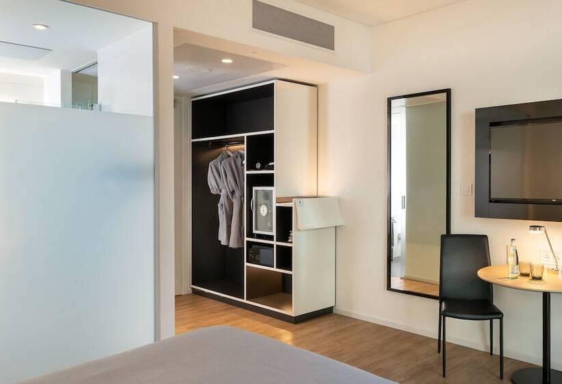 اتاق استاندارد تودرتو, Innside By Meliá Milano Torre Galfa