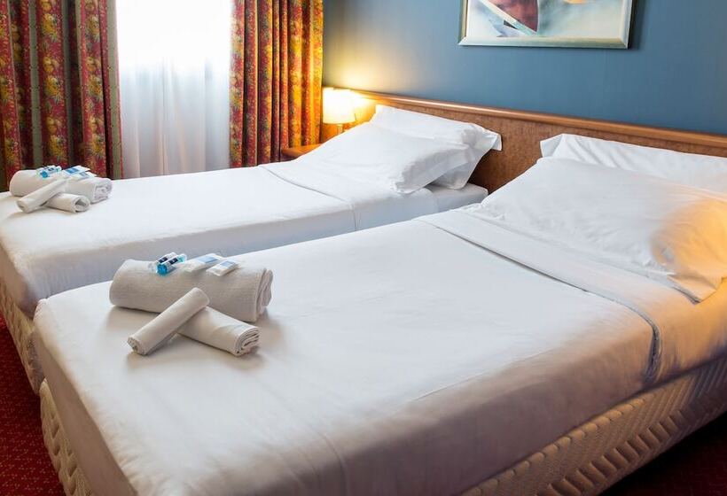 اتاق استاندارد, Idea Hotel Piacenza