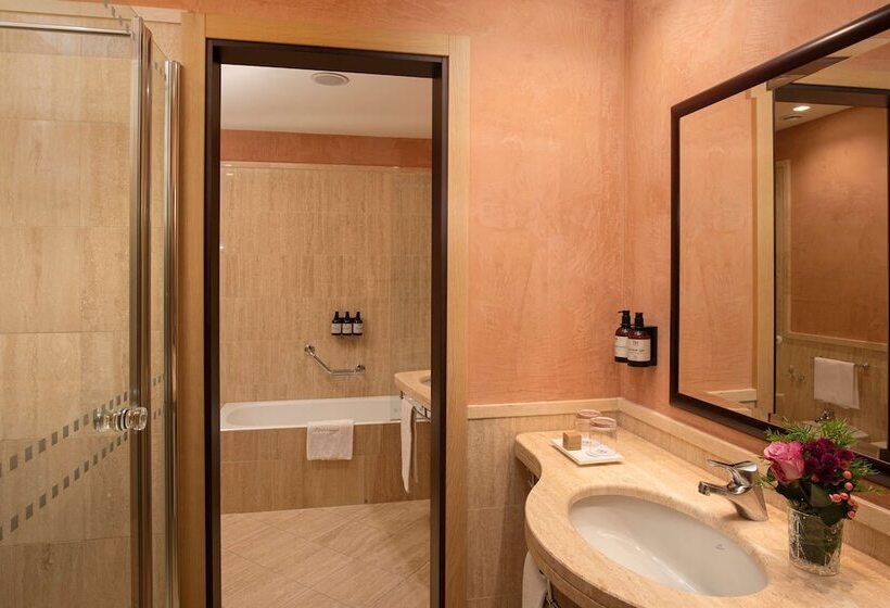 Номер Премиум, NH Bologna Villanova