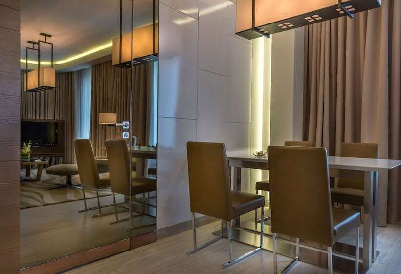Студия Стандарт, Towers Rotana   Dubai