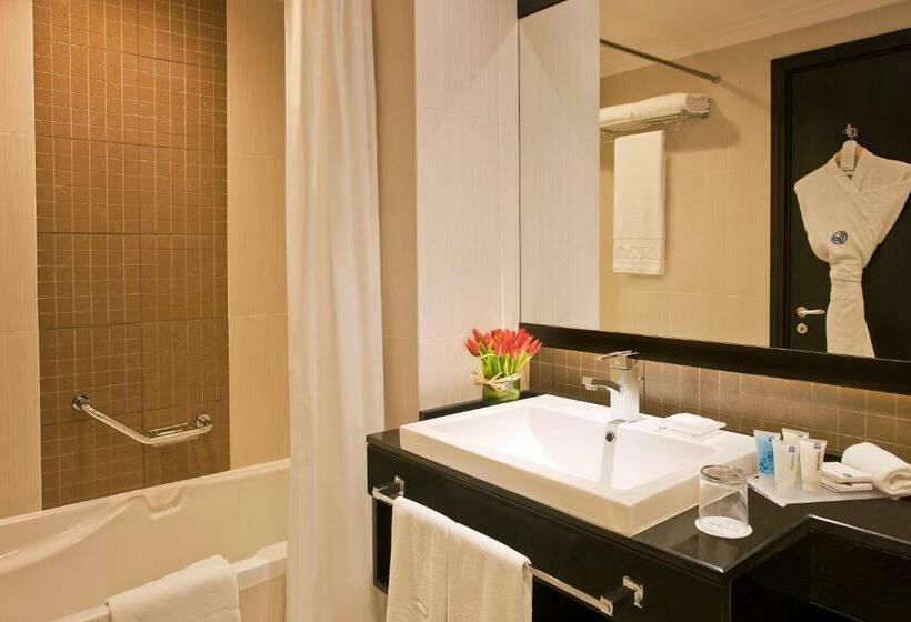 Люкс, Towers Rotana   Dubai