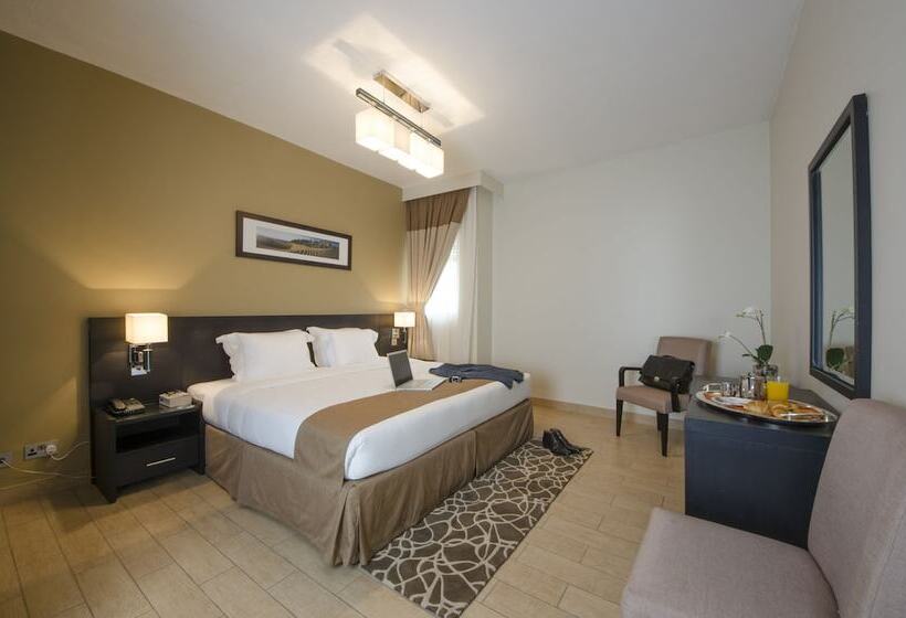 Апартаменты Deluxe 3 Спальни, The Apartments, Dubai World Trade Centre