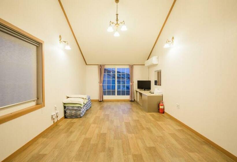 스탠다드 방갈로, Daea Ulleung Resort