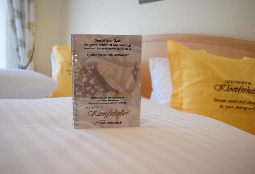 バルコニー付きスタンダードトリプルルーム, Gartenhotel Kloepferkeller