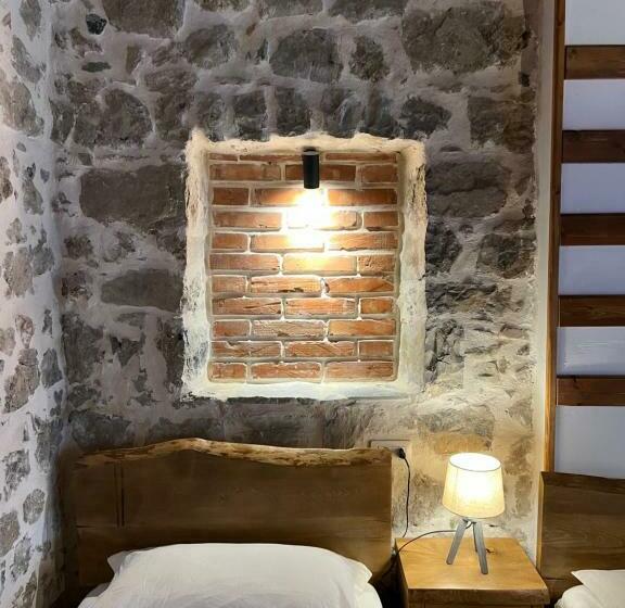 Семейный Номер Вид на Горы, Molla Guest House