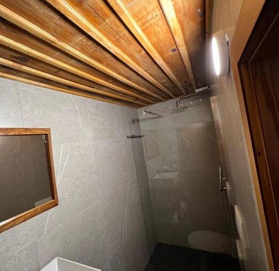 Семейный Номер Вид на Горы, Molla Guest House