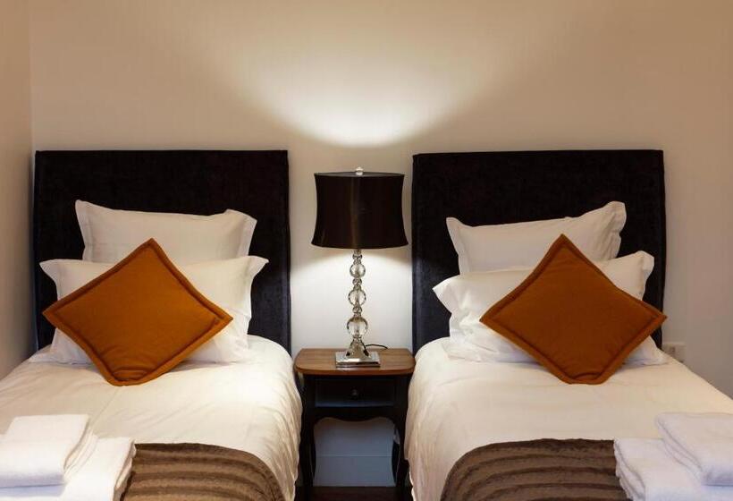 Номер Стандарт, L Hotel Particulier   Le Mans