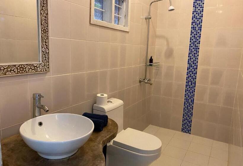 Номер Стандарт с Террасой, Badolina Bungalows