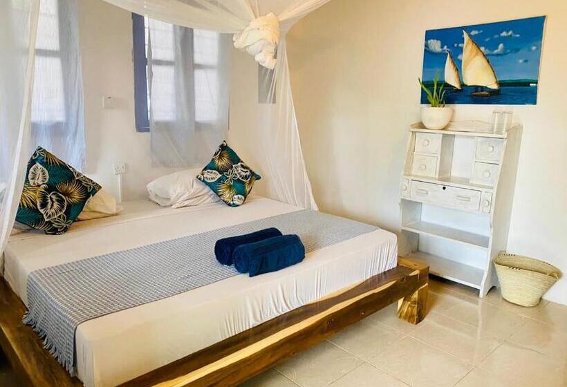 Номер Стандарт с Террасой, Badolina Bungalows