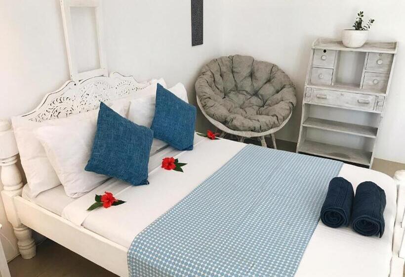 Номер Стандарт с Террасой, Badolina Bungalows