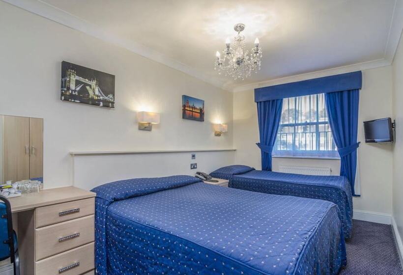 Номер Стандарт Трехместный, Aaraya London