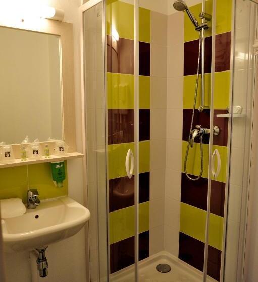 Номер Стандарт Трехместный, Comfort Hotel Orléans Olivet