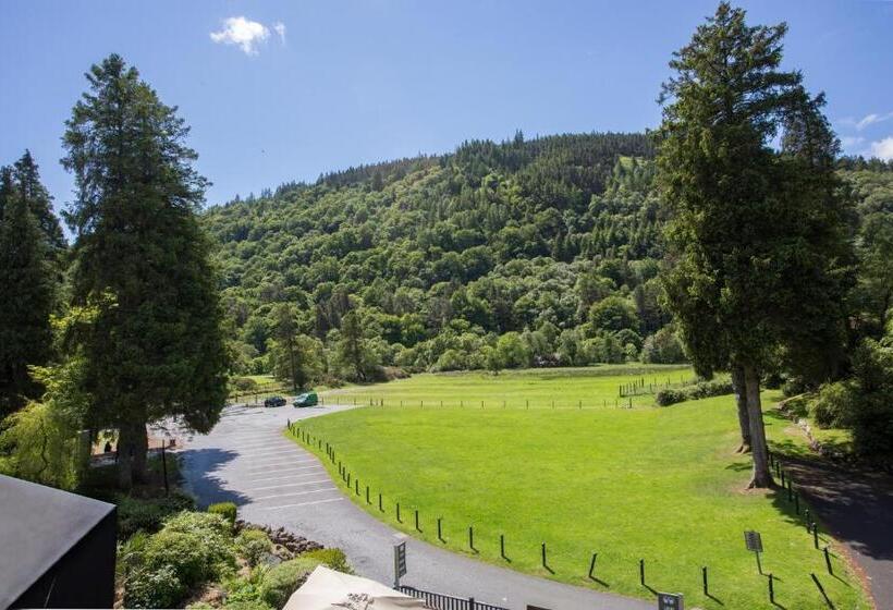 标准三人间, The Glendalough