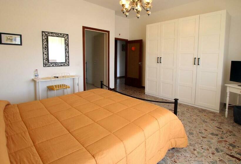 اتاق استاندارد با بالکن, B&b L'armonia