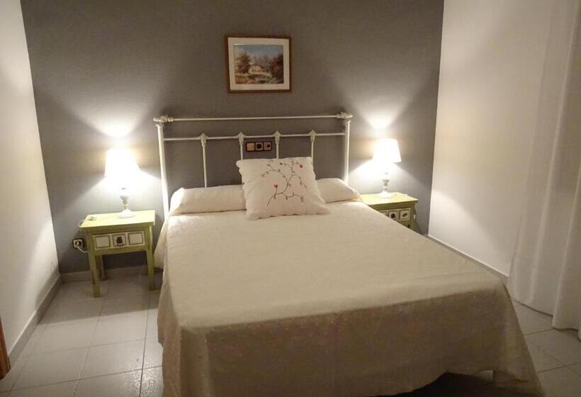 스탠다드 룸 더블 침대, Hostal Pirineos Ainsa
