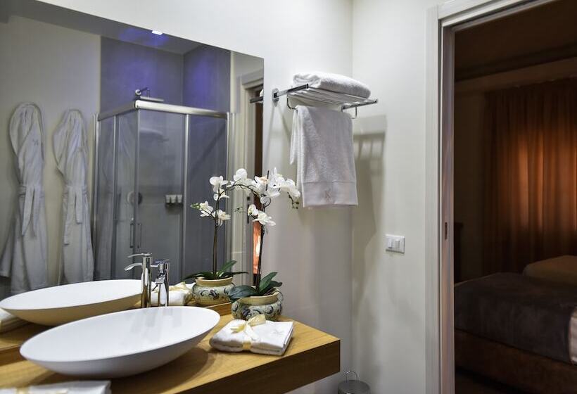 اتاق لوکس, Kete Deluxe Rooms
