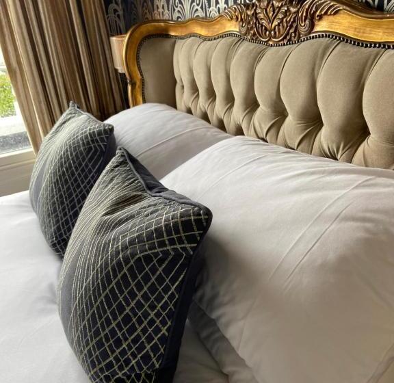 Номер Стандарт с Балконом, Dunedin Country House