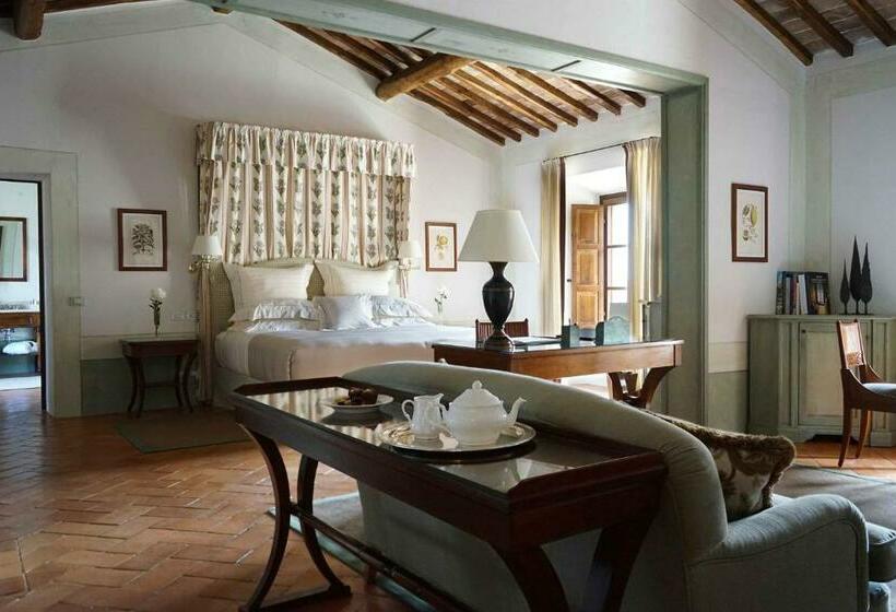 Люкс Повышенной Комфортности, Castello Banfi   Il Borgo   Relais Et Chateaux