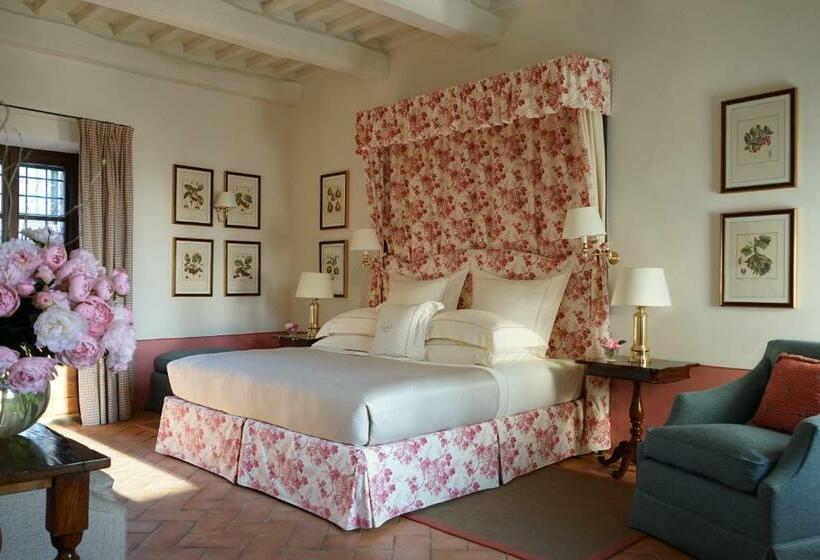 Полулюкс, Castello Banfi   Il Borgo   Relais Et Chateaux
