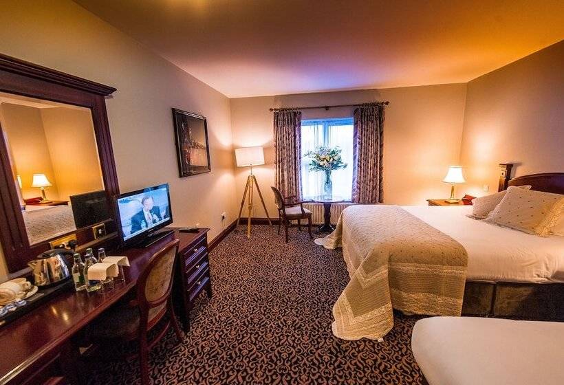 Quarto Familiar, Devon Inn