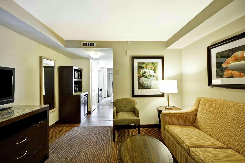 מיטת קינג בסוויטה, Hilton Garden Inn Ft Myers