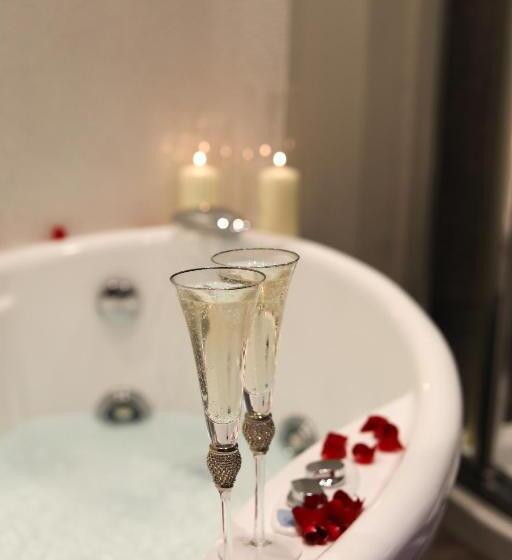 Deluxe Suite, Killarney Oaks