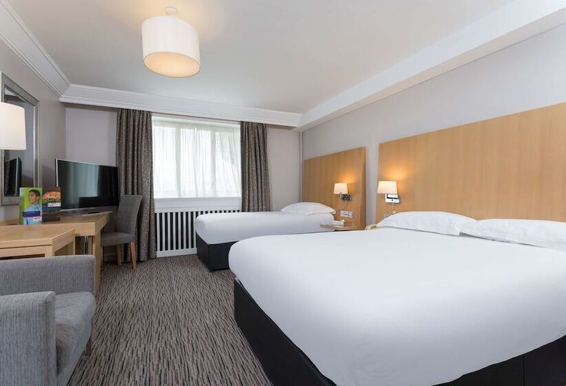 패밀리 룸, Park Inn By Radisson Shannon Airport
