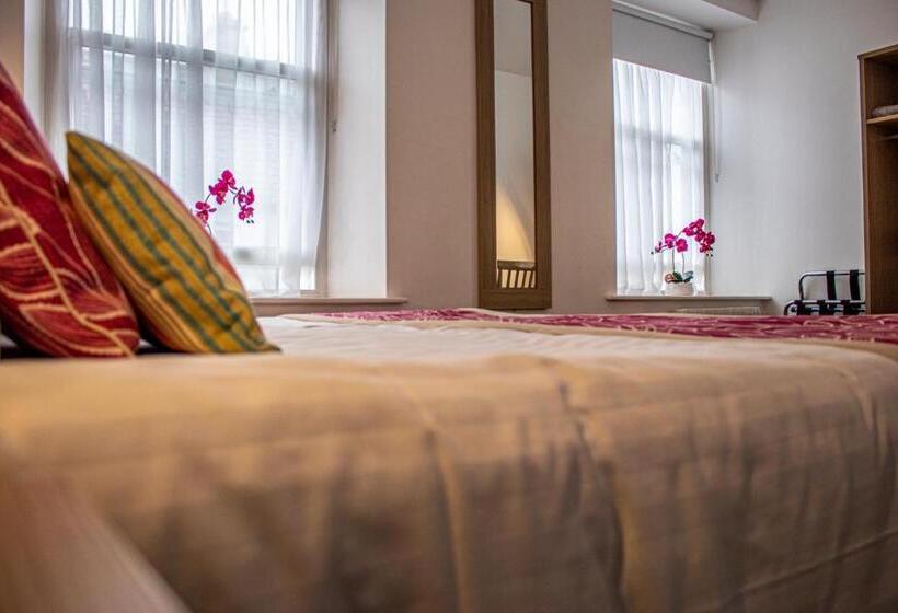 Номер Стандарт, The Rostrevor Inn