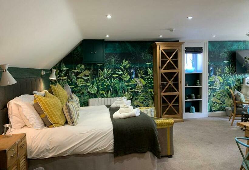 Номер Deluxe, No33 Thornham Boutique Suites
