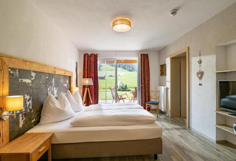 آپارتمان 1 خوابه با تراس, Romantik Pension Lehrberg