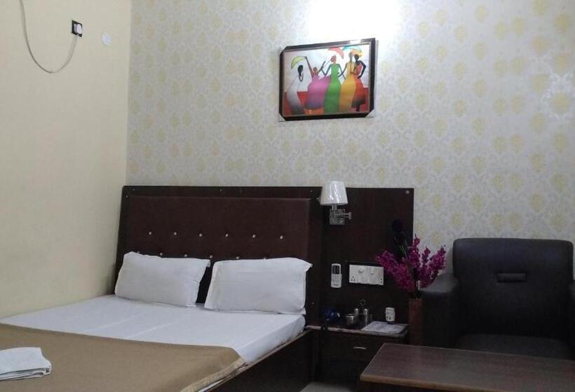 豪华房间, Zero Mile Rooms