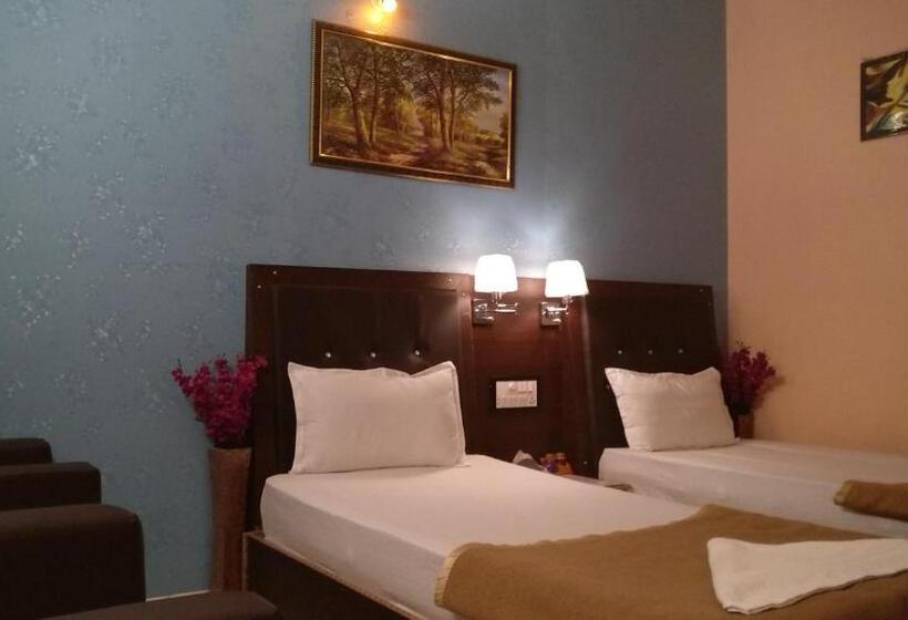 豪华房间, Zero Mile Rooms