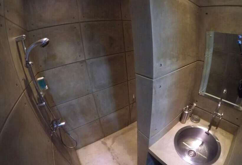 Номер Стандарт, Flat06. Cipete