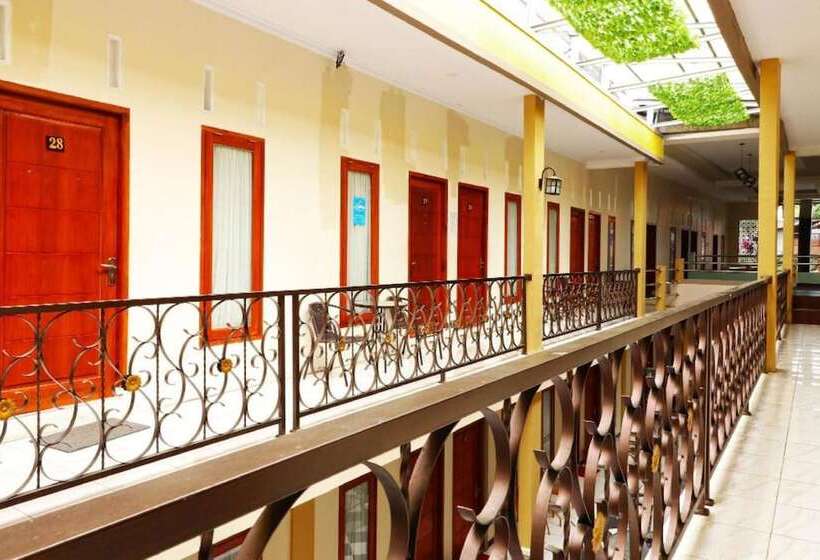 Номер Стандарт, Ombey Guest House