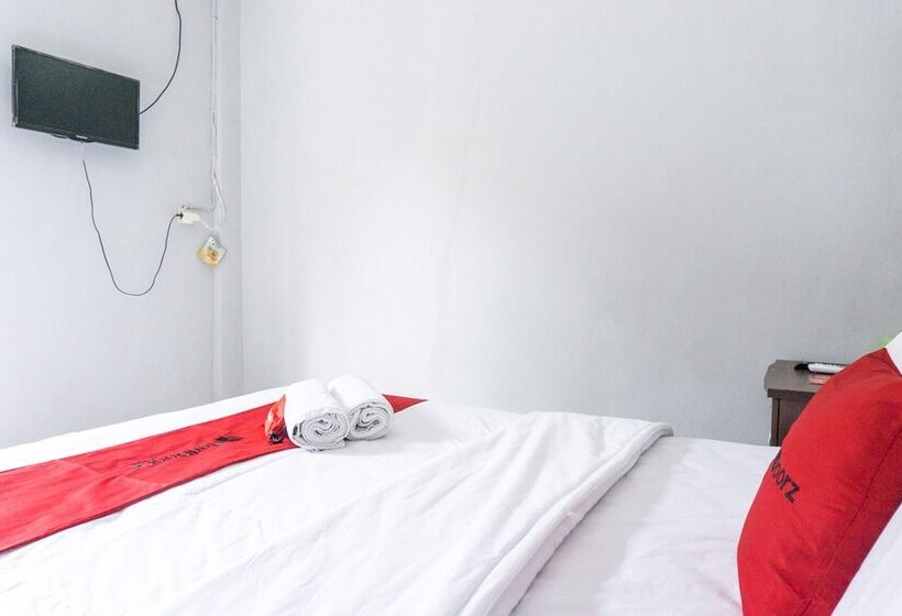 스탠다드 룸, Reddoorz At Penginapan Hello Pacitan